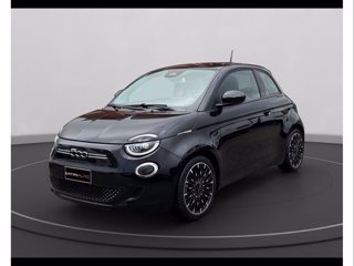 FIAT 500e 42 kwh la prima